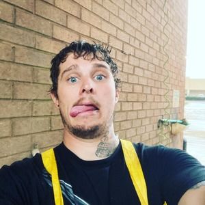 Meet your Posher, Bobby